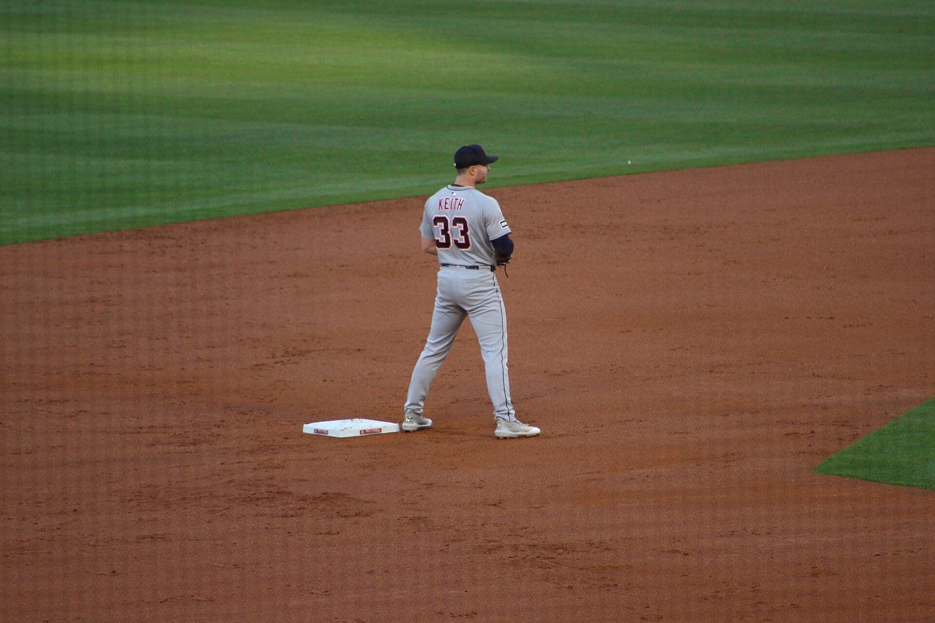 MLB Player Props: Betts Keeps Scoring, Keith Can't